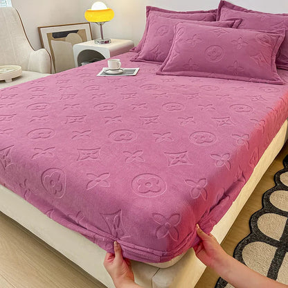 MonoFloral Milk Velvet Bedding