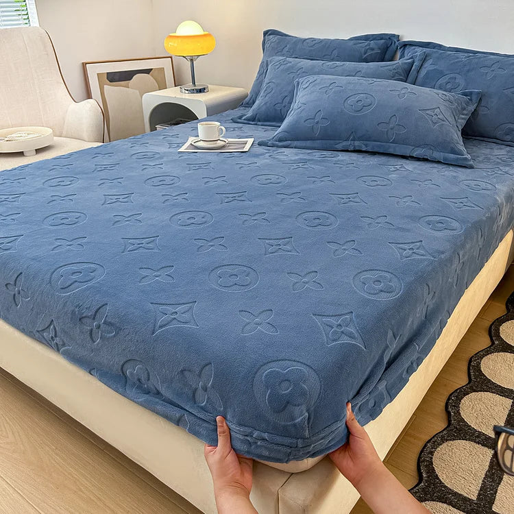MonoFloral Milk Velvet Bedding